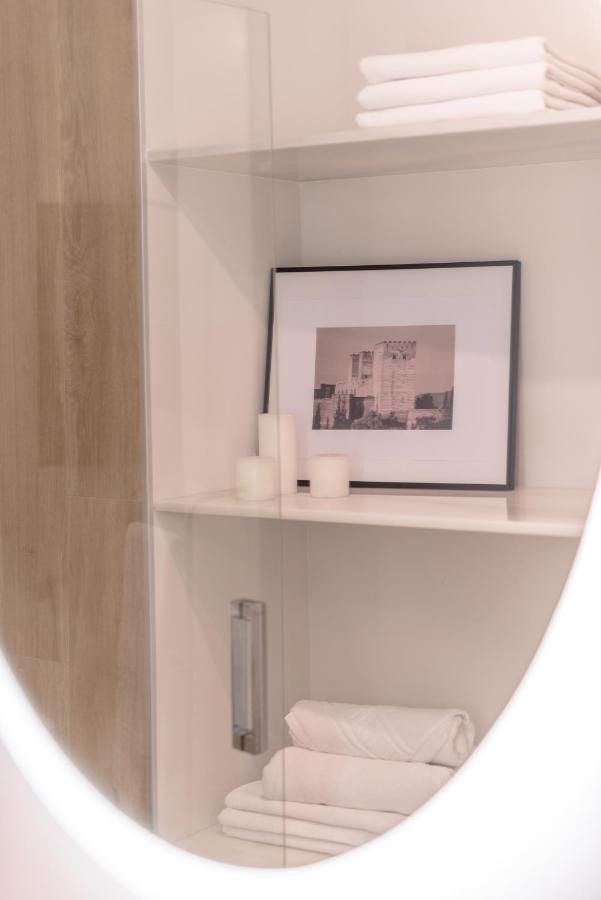 Suites Jardines De La Alhambra กรานาดา ภายนอก รูปภาพ